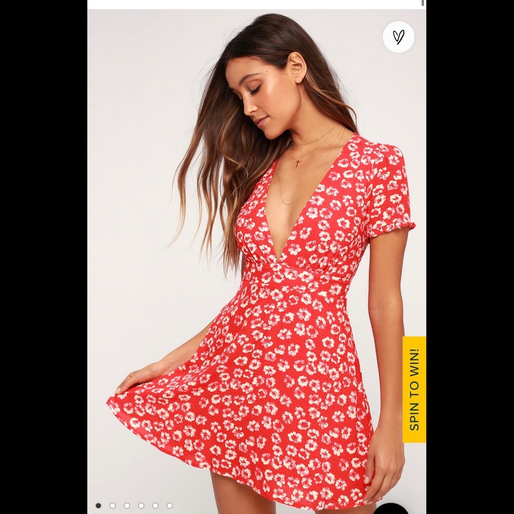 Lulu’s red floral mini dress size small